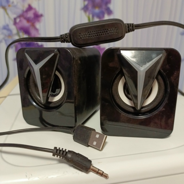 Без комментариев пожалуйста.
Продам микроволновку в о?...