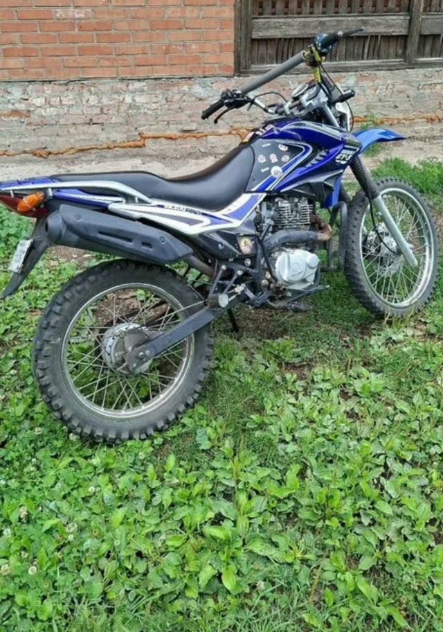 Продам эндуро 250 кубов в рабочем состоянии. 55к. Торг уме...