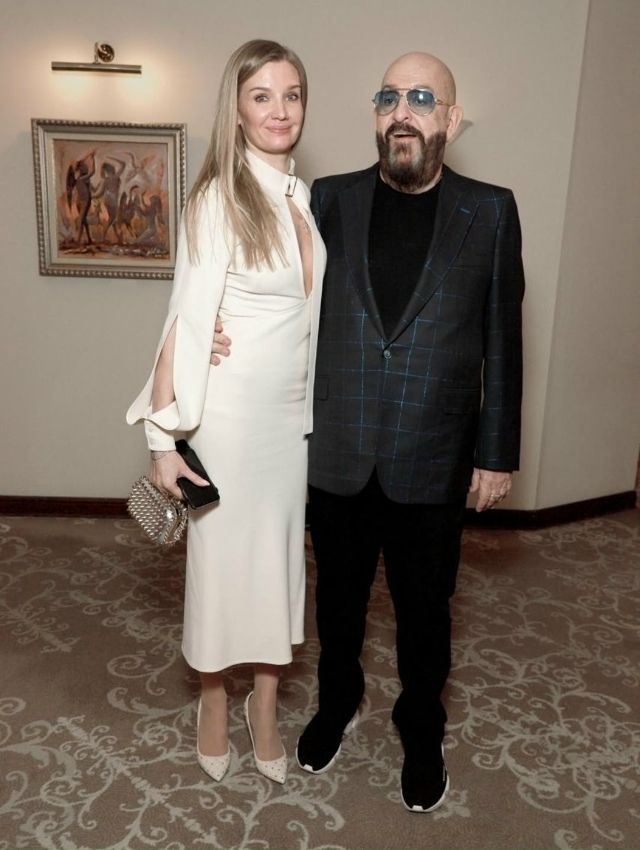 Михаил Шуфутинский женился на своей давней возлюбленн...