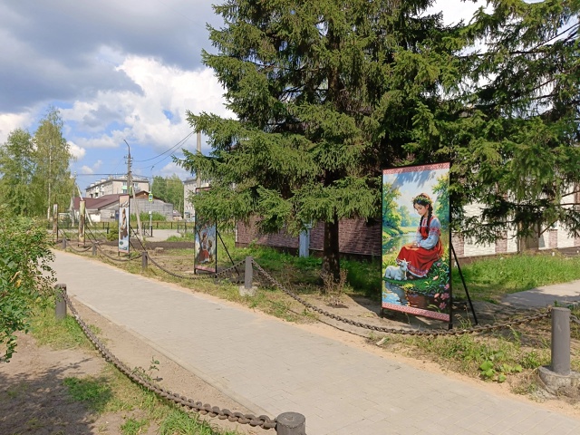 На Гагарина рядом с д/с Аленушка появилась вот такая кр...