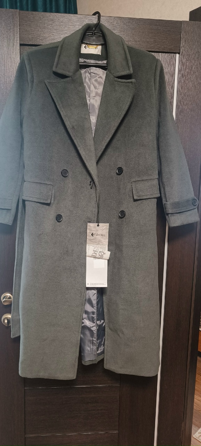 Продам пальто НОВОЕ фабричная Корея. Теплое, очень хор?...