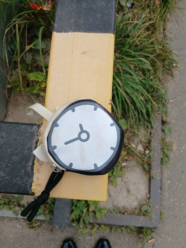 Кто потерял кошелёк у пятерочки на Свердлова 109? Обраща...