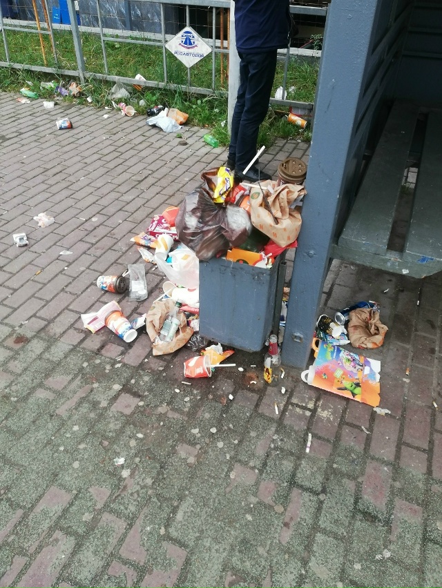 Первый раз пишу Вам. Надоело смотреть на эту помойку, о?...