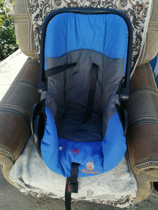 Продам кресло тел89096094022