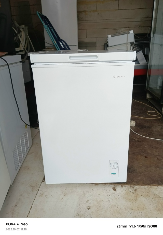 Продажа холодильников.и морозильная камери в исправн?...