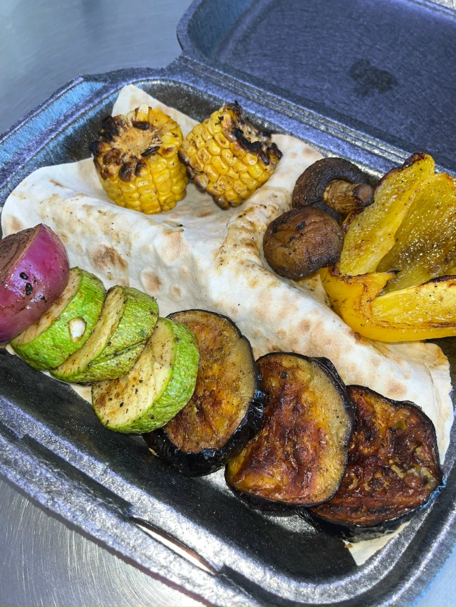 🌸Лучший подарок маме — праздник без хлопот! 🍖
В День...