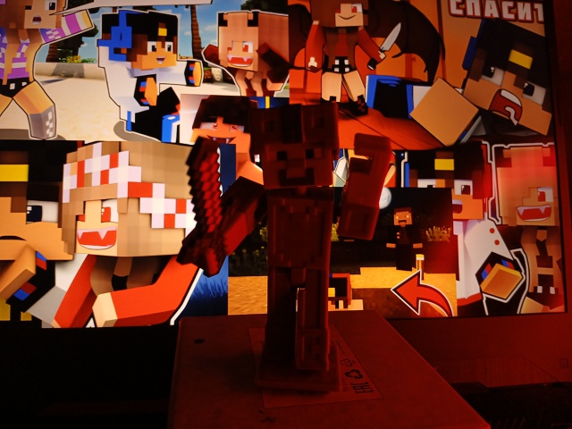 Вот нафоткал красивые фоточки стива на фоне Евгена Бро