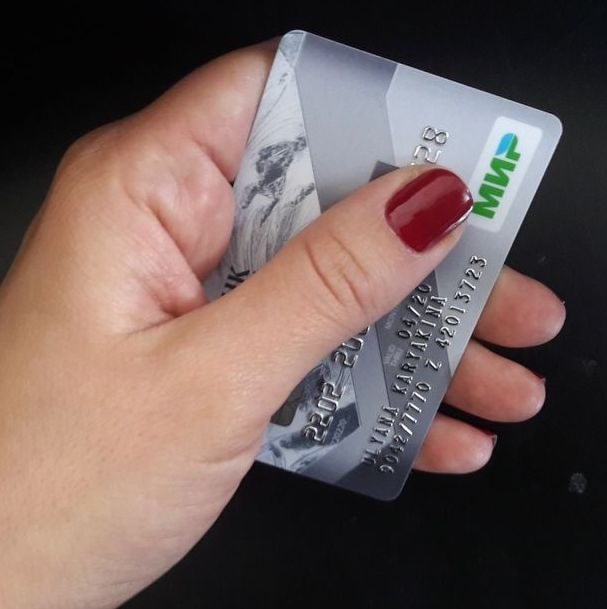 В России запретили автоматически списывать деньги за ?...