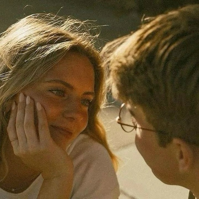 В мире, полном сомнений и страхов, настоящая любовь ста...