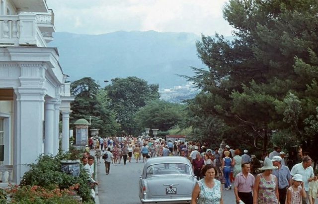 Ялта, 1970-е. Кажется, будто это было совсем недавно, а вед...