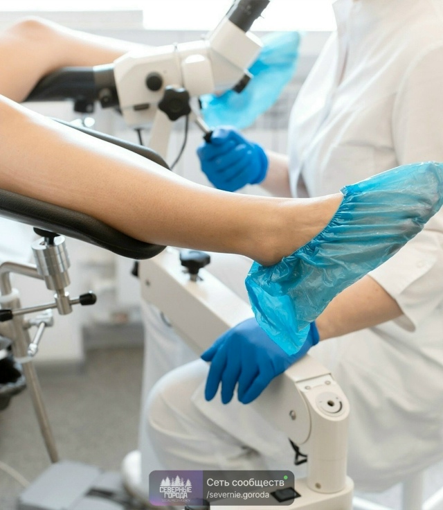 Теперь девочки будут проходить осмотр у гинеколога, а ?...