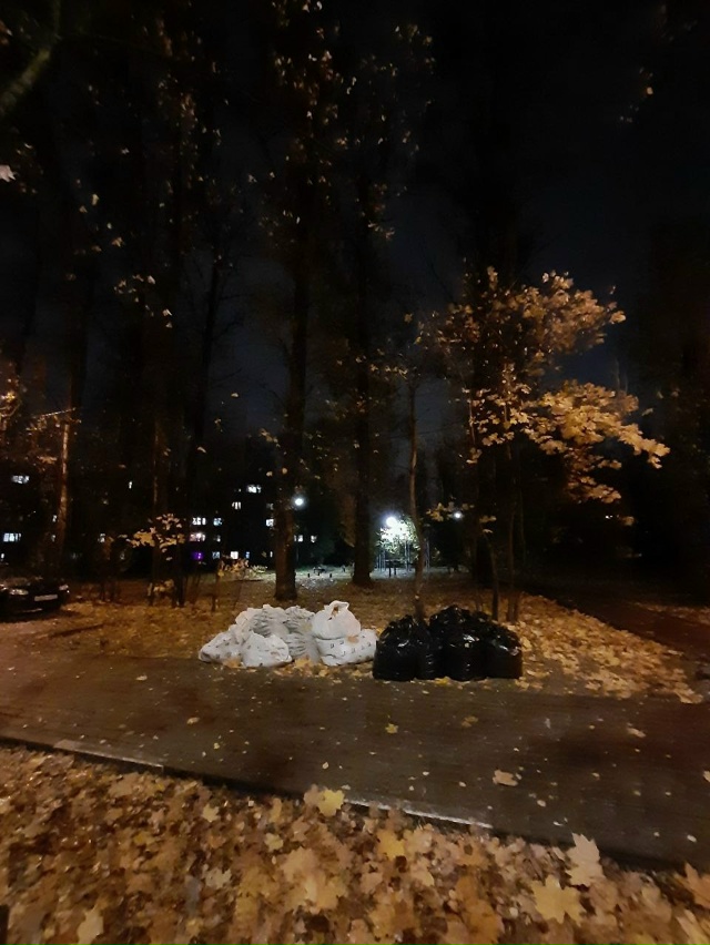 Раньше здесь (у дома пр. Ленина 57) стояла палатка, в кото...