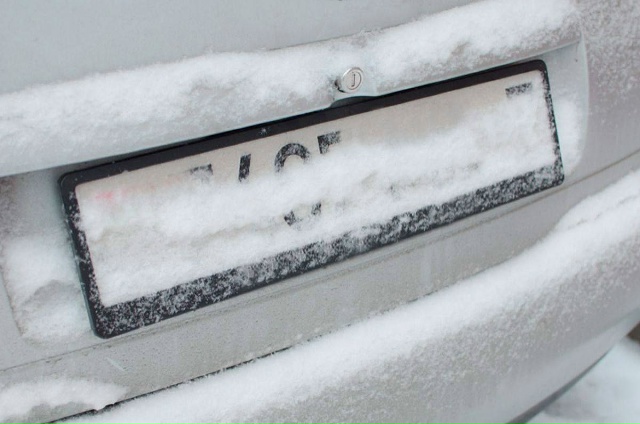 🚘 За скрытые номера машины бумажкой или снегом россия...