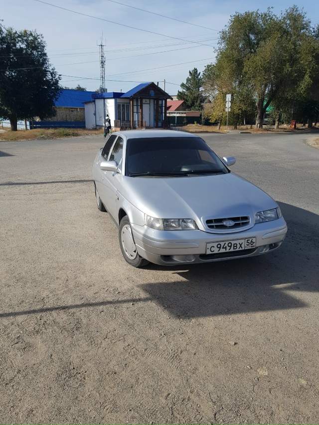 ВАЗ 2110 м. 2003 г. От собственника. В хорошем состоянии. Цен...