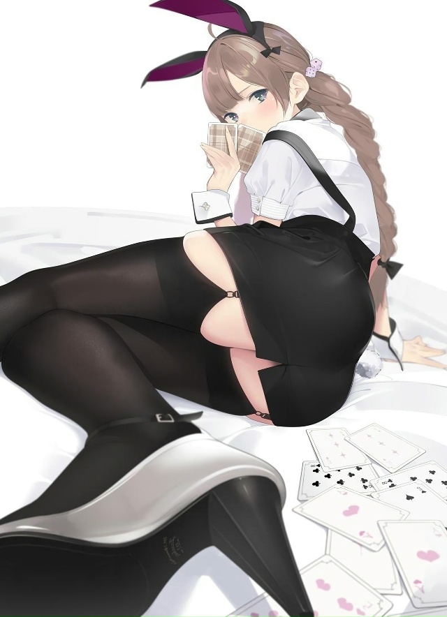 28 ноября в Японии день «хороших чулков».
Назначили ег?...