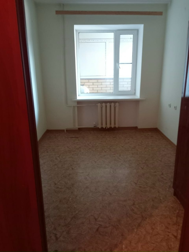 Сдаётся 2 х комнатная квартира. 2 й микрорайон. На длите?...