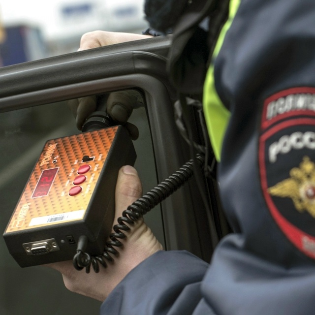 В Госдуме предложили отменить штрафы за тонировку и тю...