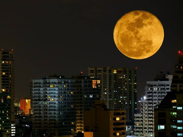 🌝 Завтра можно будет увидеть Суперлуние
В ночь с 4 на ...