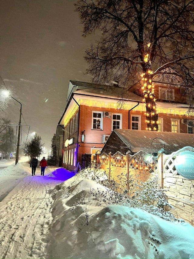 ❄ Готовьте шапки и валенки — зима уже близко!
Первый с...
