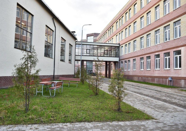 В Ярославле завершено строительство новой школы на Мо?...