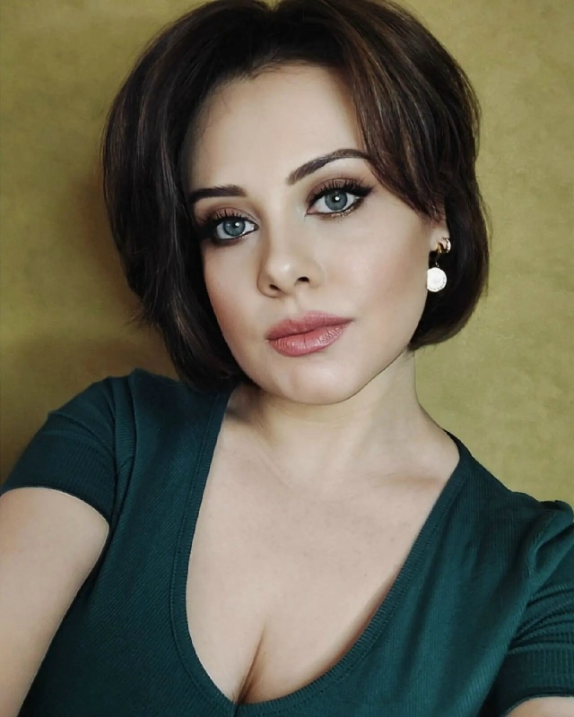 Заберешь меня к себе ?)