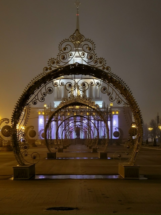 Однажды нoчью на ВДНХ 😍