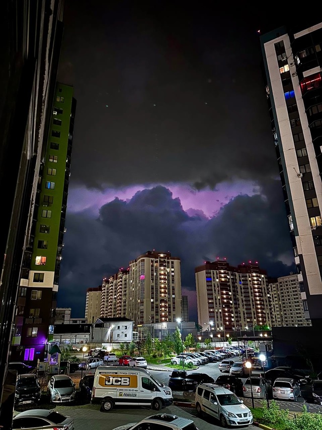 🤩Космической красоты небо сегодняшним вечером в ЖК Г?...