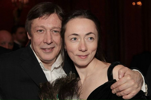 Михаил Ефремов разводится с пятой женой после 23 лет бр?...