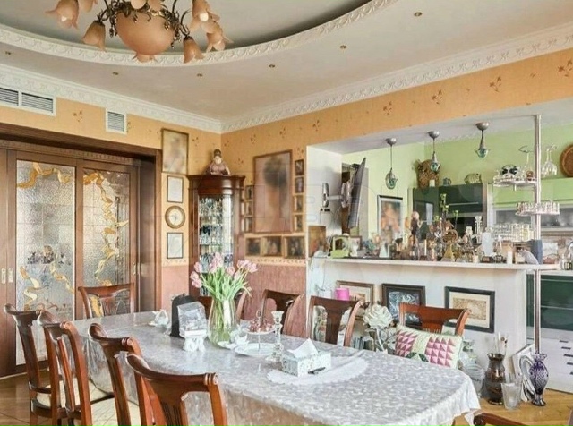 Как выглядит знаменитая квартира Долиной, из-за которо...