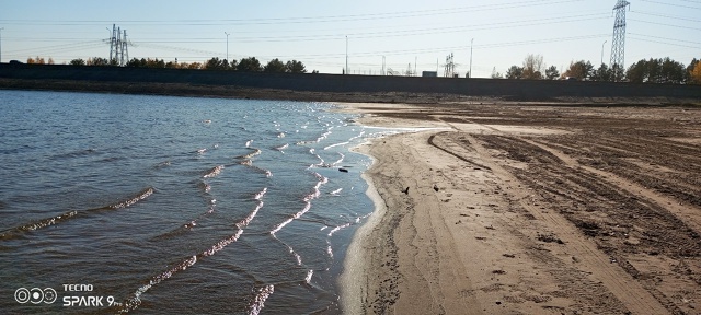 У водозабора.