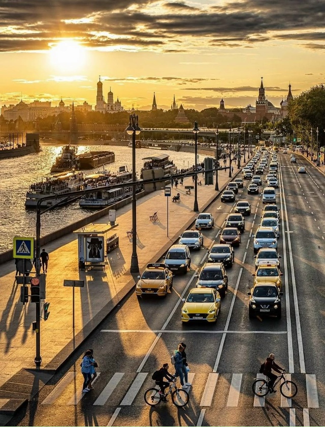 Москва🇷🇺