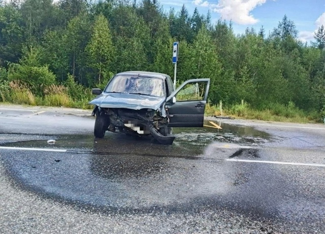 Серьёзное ДТП под Апатитами
9 августа около полудня на...