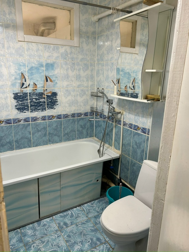 Срoчнo! Пpoдаю уютную теплую двухкомнатную кваpтиру с кл?...