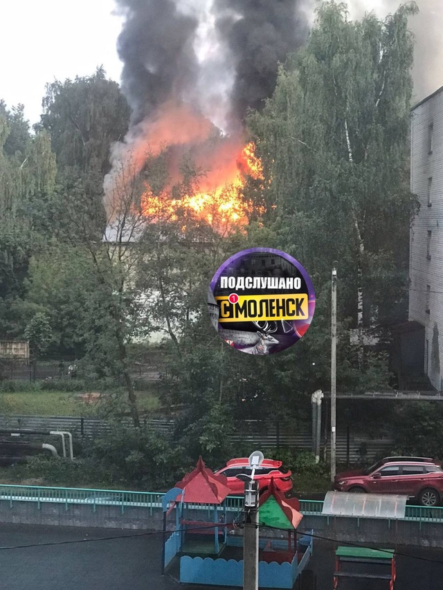 ‼️Крупный пожар в Смоленске
Наши подписчики продолж...