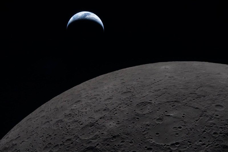 NASA выложили 12 тысяч снимков миссии Артемида-2 в открытый доступ.
Там и безграничные просторы ко