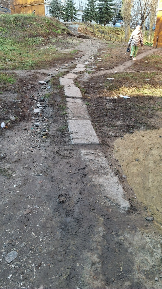 Всем привет!
Вот что творится в районе стадион. Там ход...