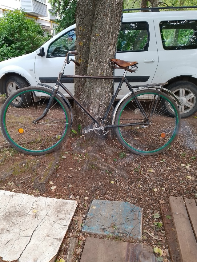 Потерялся велосипед. Просьба, кто найдëт, позвонить по ...
