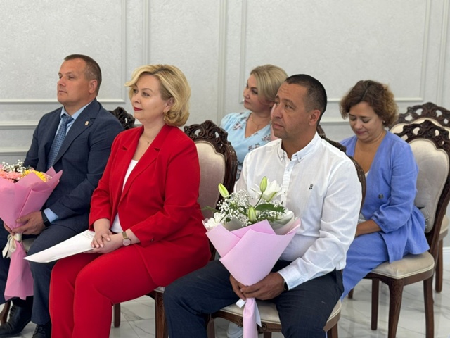 Сегодня с огромной радостью поздравил замечательную п...