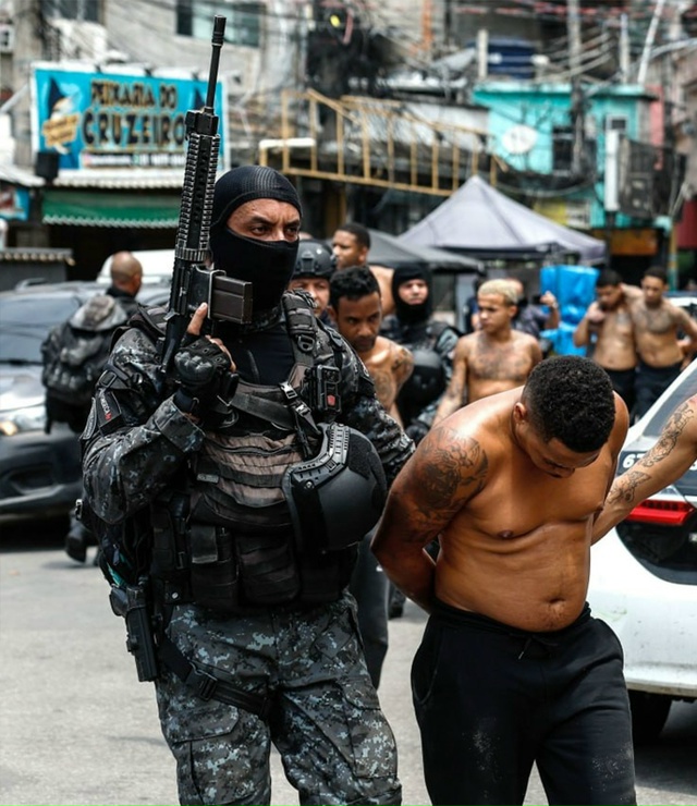 Полиция Бразилии объявила о начале крупномасштабной о...