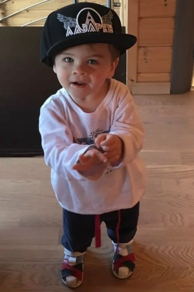 Пока весь мир праздновал Хэллоуин, у Сергея Лазарева в ...