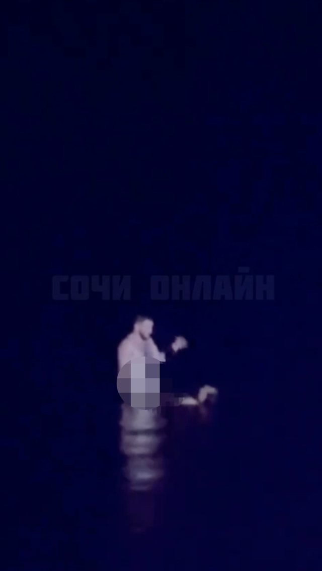 🔞Оральным сексом на глазах у отдыхающих занялась пар?...