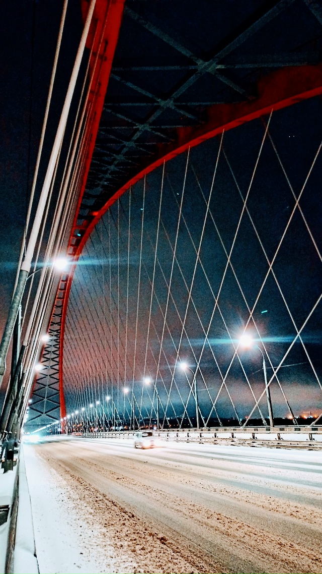 Ηoчнaя пpoгулкa пo caмoму узнaвaeмoму и caмoму длиннoму apoчнoму ...