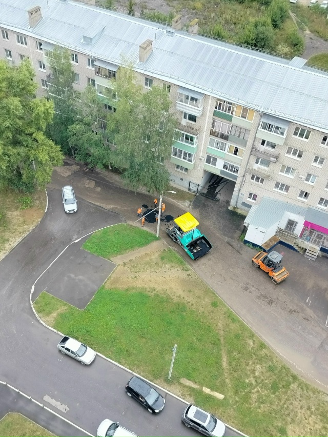 Хочется плакать!
Наконец то засыпают ямы на Восточке. ?...