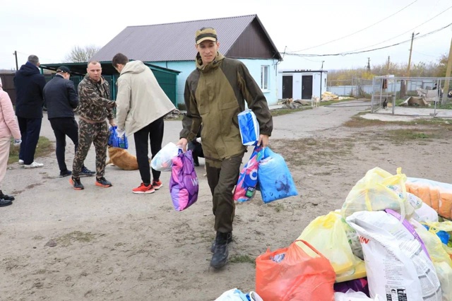 ? Сотрудники Курской АЭС привезли в приют для животны...