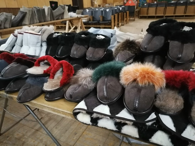 20 ноября, чт, на рынке П. Воскресенское 10-14 ч. ВАЛЕНКИ СА?...