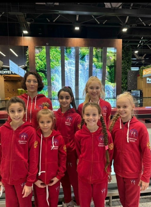 🏆Юные смоленские гимнастки завоевали «золото» на меж...