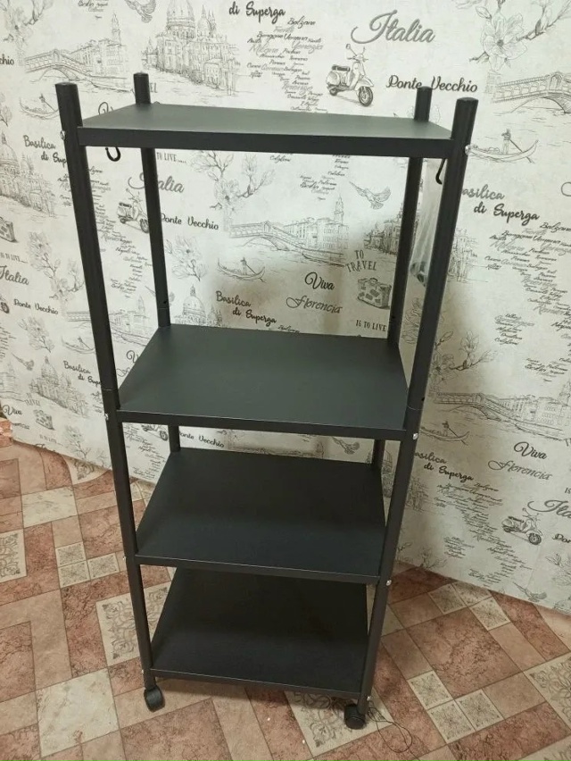 Этажерка. Металическая. Новая. Можно использовать как ?...