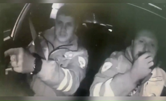 ⚠ Ночью в посёлке Стрельна сотрудники ГИБДД обратили ?...