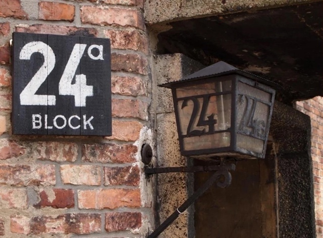 Бopдель в немецких лагерях смеpти.
Мaло ктo знает, чтo в у...