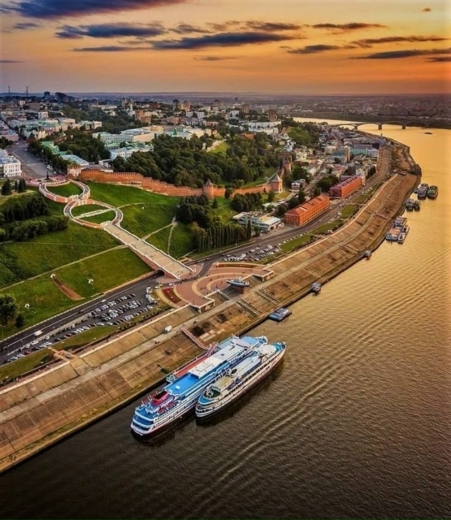 Нижний Новгород❗Ищу на август фотографа и видеографа,...